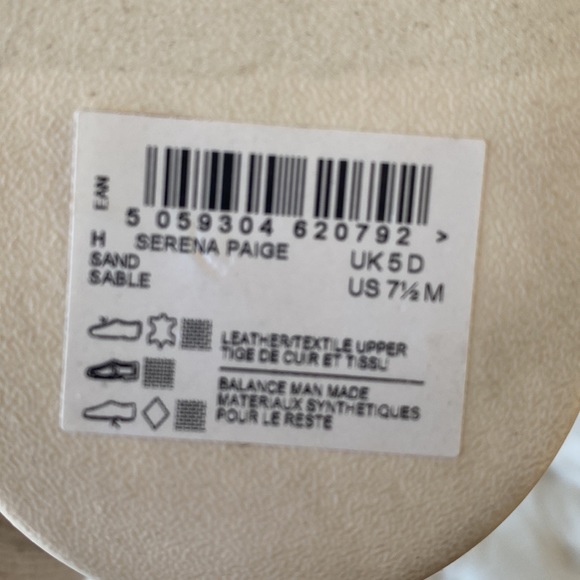 Clark's - Picture 4 of 4